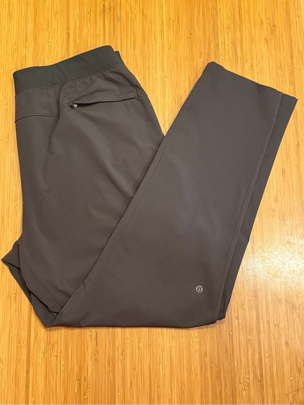 Lululemon Men’s Joggers XL Like New